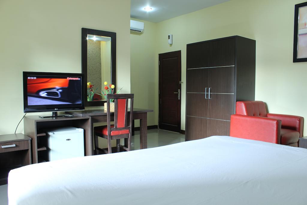 בוגור Gumilang Hotel חדר תמונה