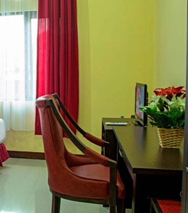 בוגור Gumilang Hotel חדר תמונה