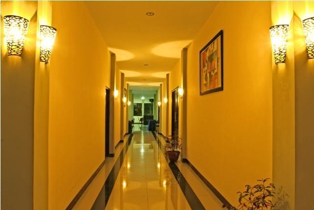 בוגור Gumilang Hotel מראה חיצוני תמונה