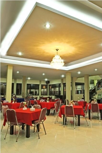 בוגור Gumilang Hotel מראה חיצוני תמונה